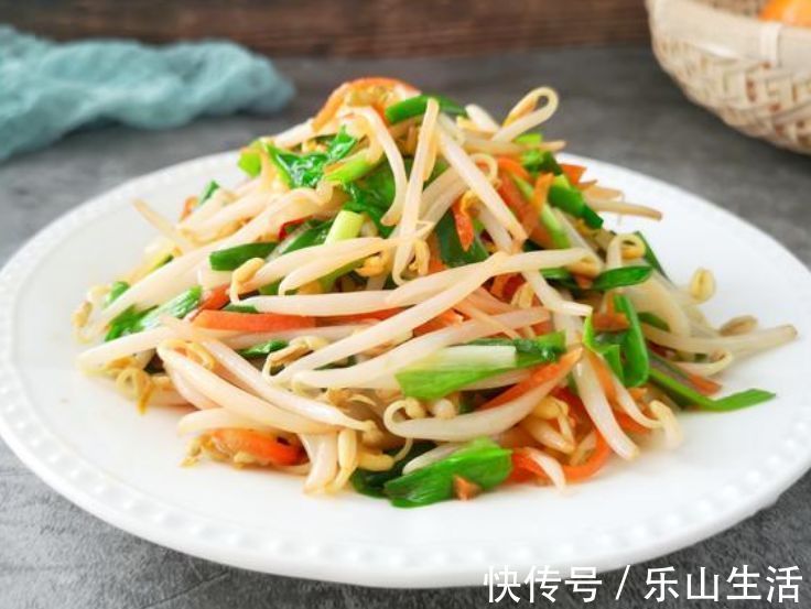 此物|韭菜和此物一起炒，每天炒一盘，改善视力，排出毒素，越吃越瘦