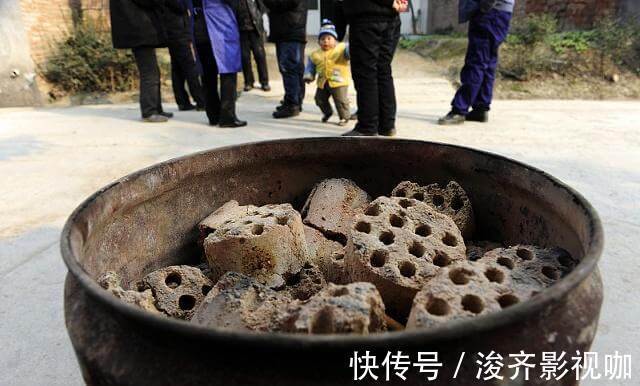 凶手|凶手竟藏家中15年,家中有的尽快扔掉,释放大量甲醛