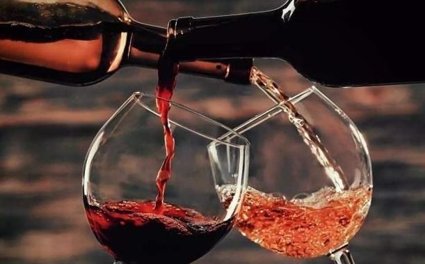 小杯酒|4种行为是男性衰老“加速器”,喝酒抽烟不算什么,你中招了吗?