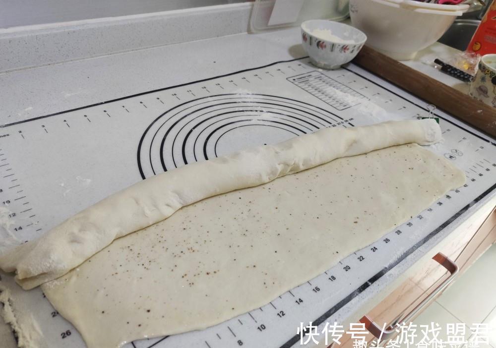 死面大饼怎么做软而不硬?用对和面水是关键,教程来了,一学就会