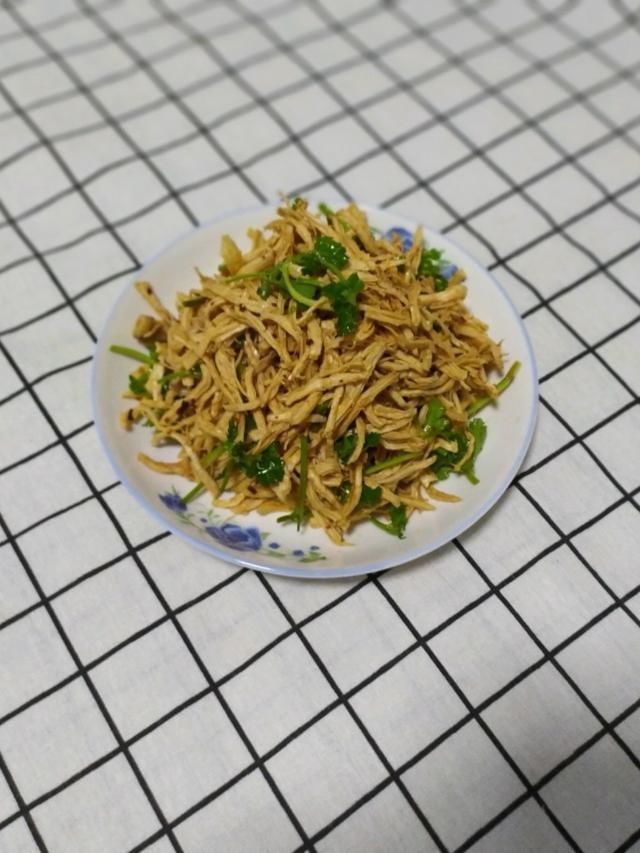 开胃|比口水鸡好吃100倍下酒好菜麻辣鸡丝,开胃爽口,麻辣鲜香