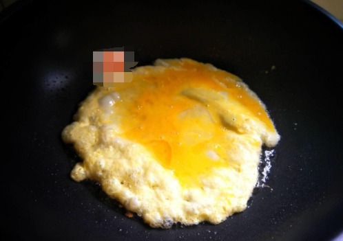  这菜很少见，许多人没吃过，和鸡蛋一起是绝配