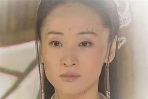 扮演三圣母四大女星 除了 宝莲灯 中的朴诗妍 还有她们