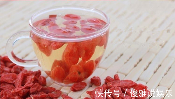 专家|20年的枸杞等于白吃了,健康专家教你正确吃法,能降三高!