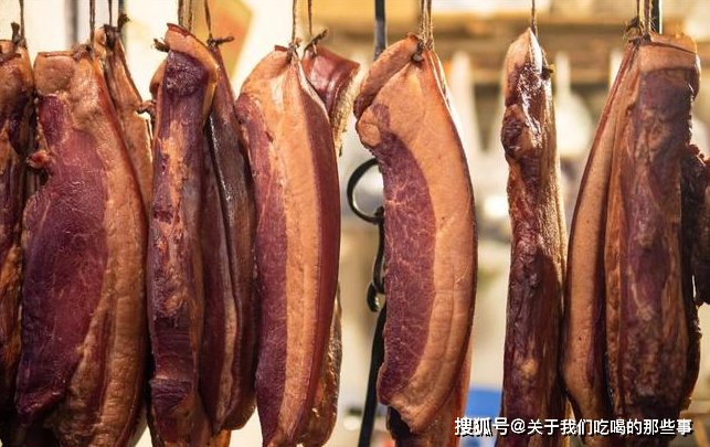 腌腊肉最忌直接晒，难怪不好吃！牢记5个技巧，鲜香软嫩久放不霉