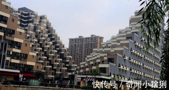 邻居|中国“金字塔”大楼火了,邻居串门不用走楼梯,网友:方便小偷?