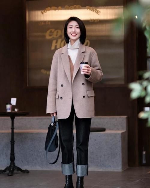 穿来穿去，还是大衣最洋气，详细的搭配技巧偷偷告诉你