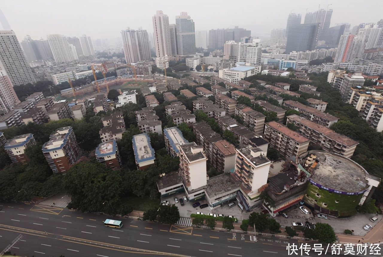 房价|老旧小区改造再加速,年度目标5.3万个,房价真的会如愿下降?