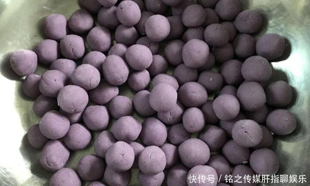 吃一斤它,相当于吃2斤苹果,1斤鸡蛋,才1元一斤,人人吃得起