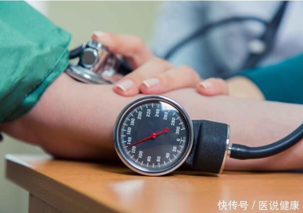 服用降压药|血压高长期吃降压药,这4个细节你要知道,才能稳定血压不飙升