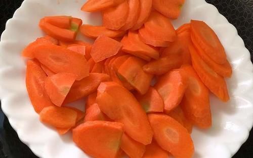 芝士|胡萝卜的创新吃法，香甜美味，软糯解馋，再挑食的孩子都爱吃