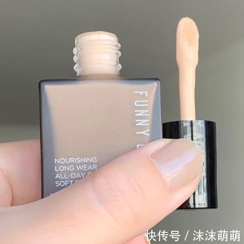 玫瑰花油|开学第一套彩妆护肤,300买齐全套,贫民窟不吃土!