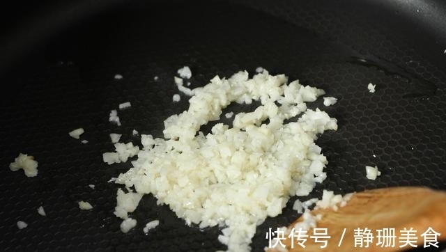 食味记|这瓜全身都是宝，夏天吃它正当时，蒸一蒸，清爽鲜甜特好吃！