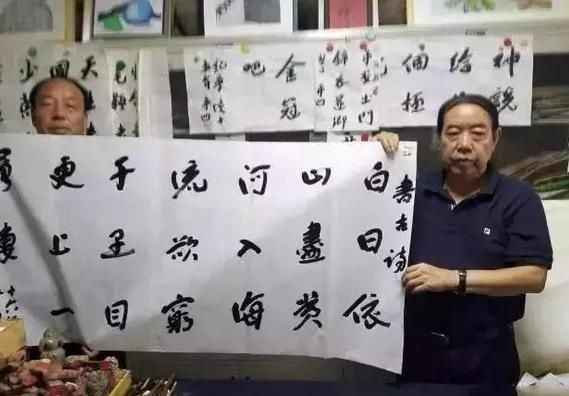 书法作品|贾平凹写小说没赚多少钱，但书法卖4万一个字，靠卖书画成富豪