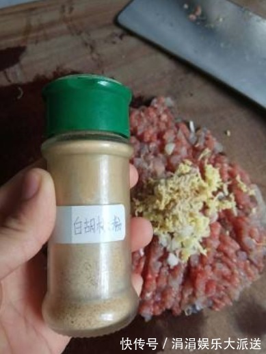 饺子馅的万能做法,6样料缺一不可,口诀记顺序,一次拌好各种馅
