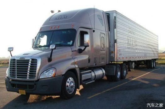 为啥美国卡车全是大长头 我们国产卡车却都是平头呢 快资讯