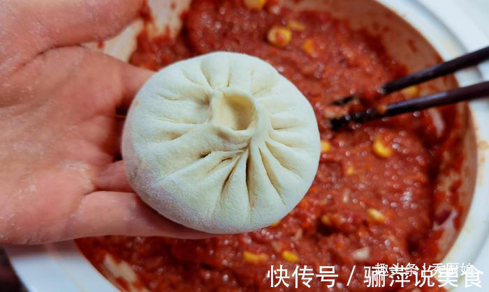 牛肉|夏季少吃鸡鸭鱼肉,多给孩子吃牛肉,营养不上火,蒸包子吃真香!