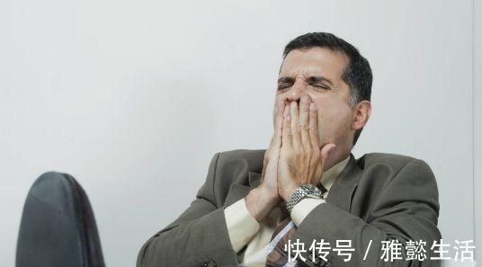 肝硬化患者|肝硬化患者,身体如果没有3个“症状”,恭喜,证明肝脏在好转