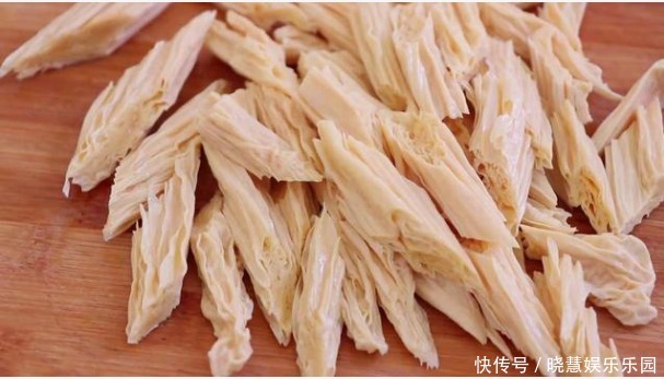 做法|素炒腐竹不好吃,大厨教你炒腐竹的做法,色泽鲜亮,好吃营养高