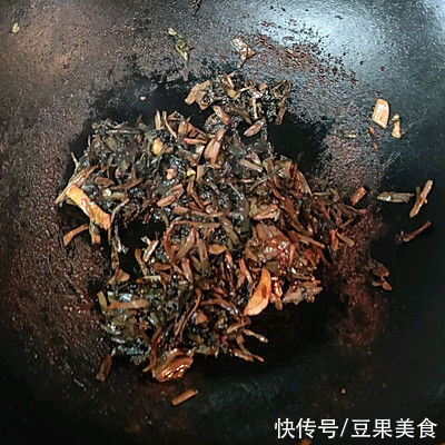 白胡椒|这道梅菜蒸肉香极了，儿子三天两头就要吃