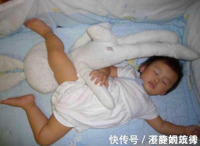 宝妈|这样开空调睡觉=害娃!费电不说还让娃遭罪,建议爸妈速看