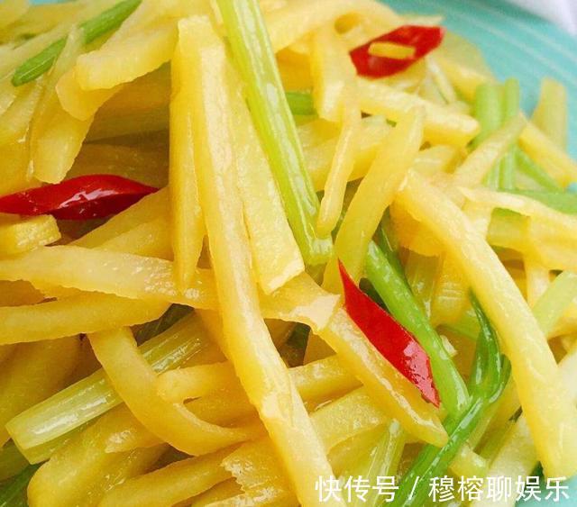 口感|炒土豆丝时别直接下锅,加上一步,吃起来脆爽入味,口感更上一层