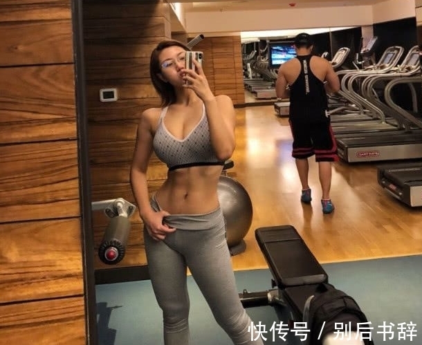 肌肉|130斤韩国妹子,把健身当习惯,好身材不显臃肿
