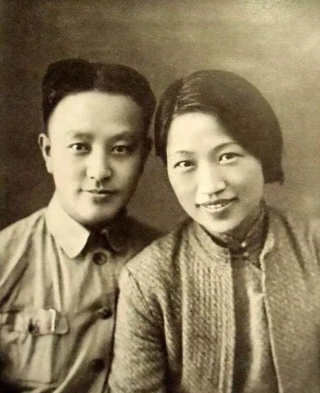 矮个子|她是黄埔女兵身材高挑很漂亮,却嫁给矮个子王明,3儿女都在国外