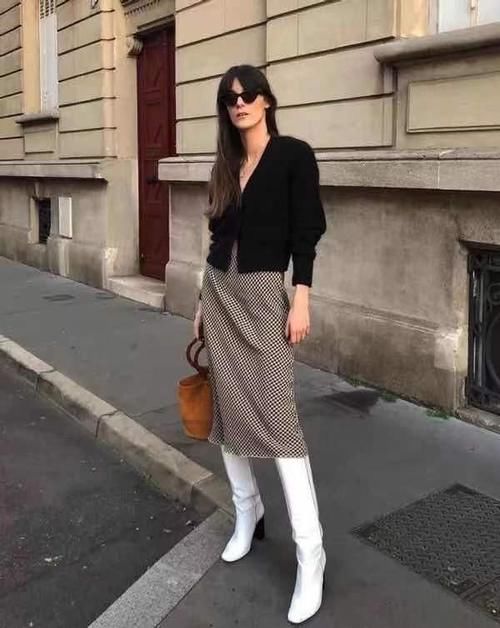 早春外套不用买太多，有这“3件”就够了，时髦百搭又高级