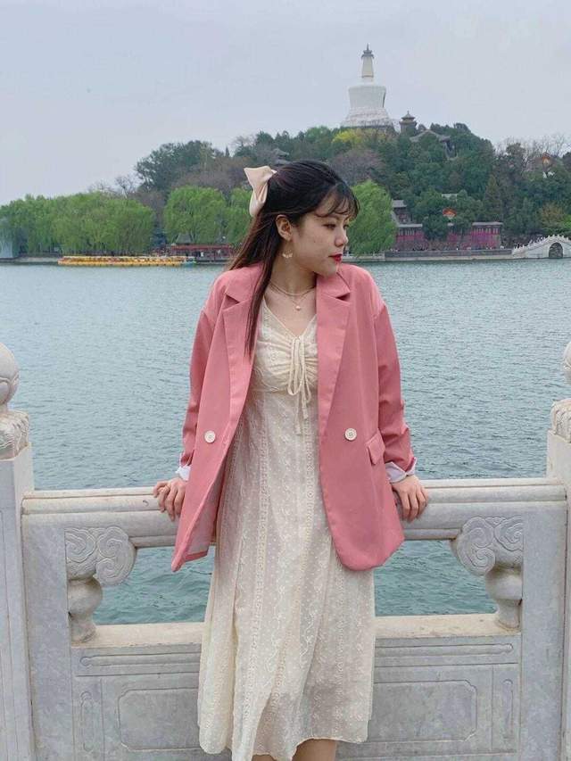 衣橱|气质女神衣橱里必备的衣服款式,西服和连衣裙,不光百搭还高级