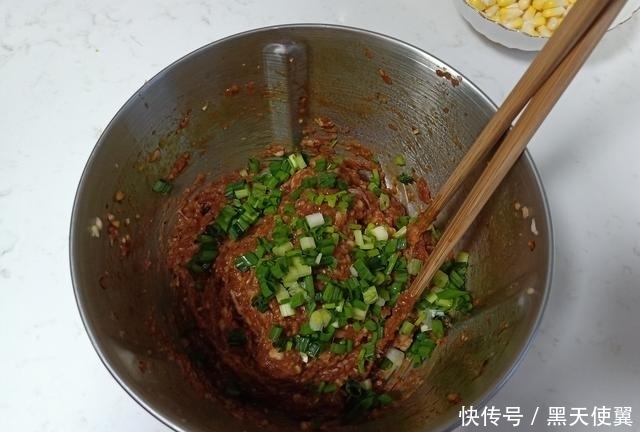好吃|馄饨馅怎么调好吃?朋友圈3000好友天天催,做法终于来了