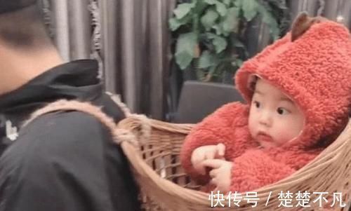 爸爸妈妈|“贪玩舅舅”带娃走红,为打游戏“封印”外甥女,真不让人省心