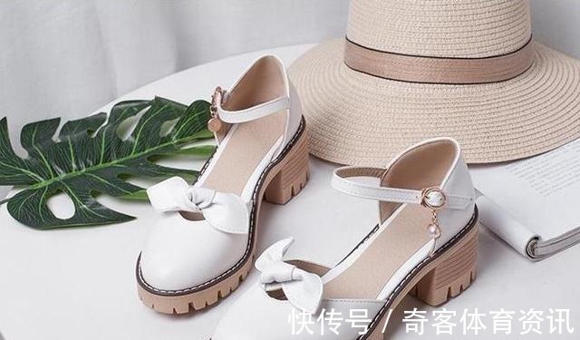 衣物 细数那些“中看不中用”的鞋子,帆布鞋上榜,最后一款是我的最爱!