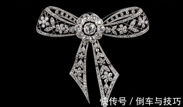 浪漫 蕾丝只能做裙子珠宝亦可如蕾丝般精致浪漫!