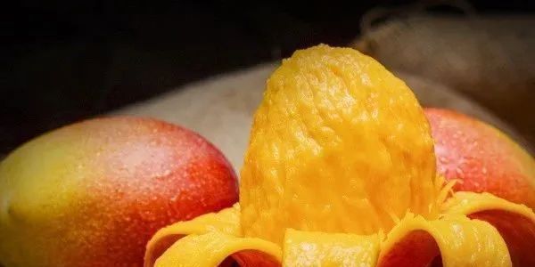 子宫|子宫光滑的女人,一般爱吃4种食物,若你也喜欢,子宫应该也不错