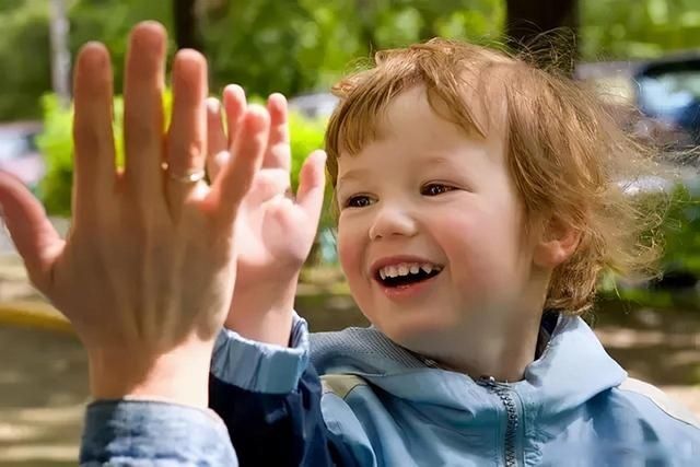 孩子|孩子有这3个“不良习惯”，请不要呵斥或制止，说明智商很高