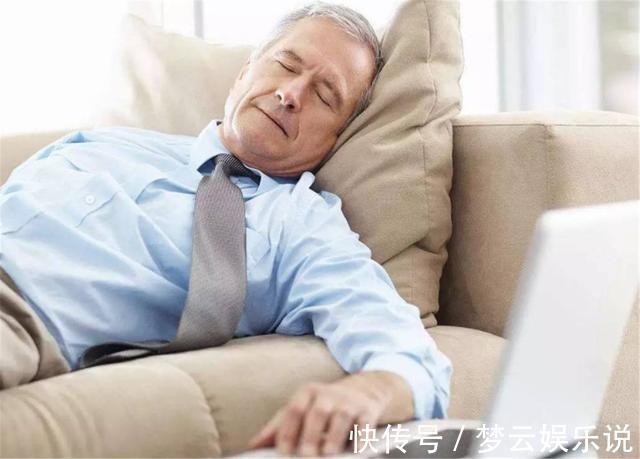 健康|脑供血不足的人,牢记多喝2水,做好2件事,养护血管健康