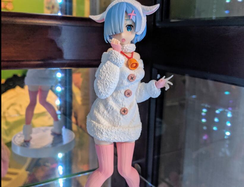 兴趣爱好|多灾多难的蕾姆手办,躲过了熊孩子,却没躲过女友的“不小心”