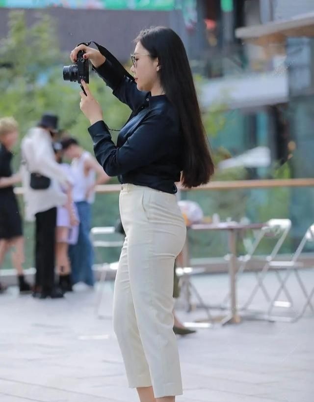 高跟鞋 应对“胯大”的身形,穿搭讲究“一高一紧”,曼妙身姿不请自来!