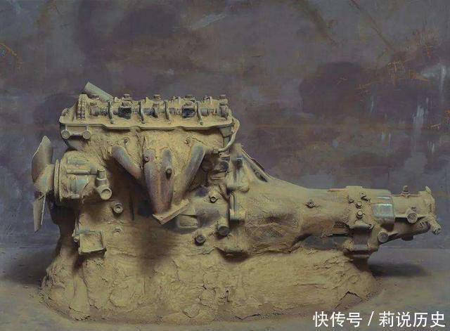 卖出|冷军一幅“发动机”,卖出1897万被质疑:到底是画,还是图片?