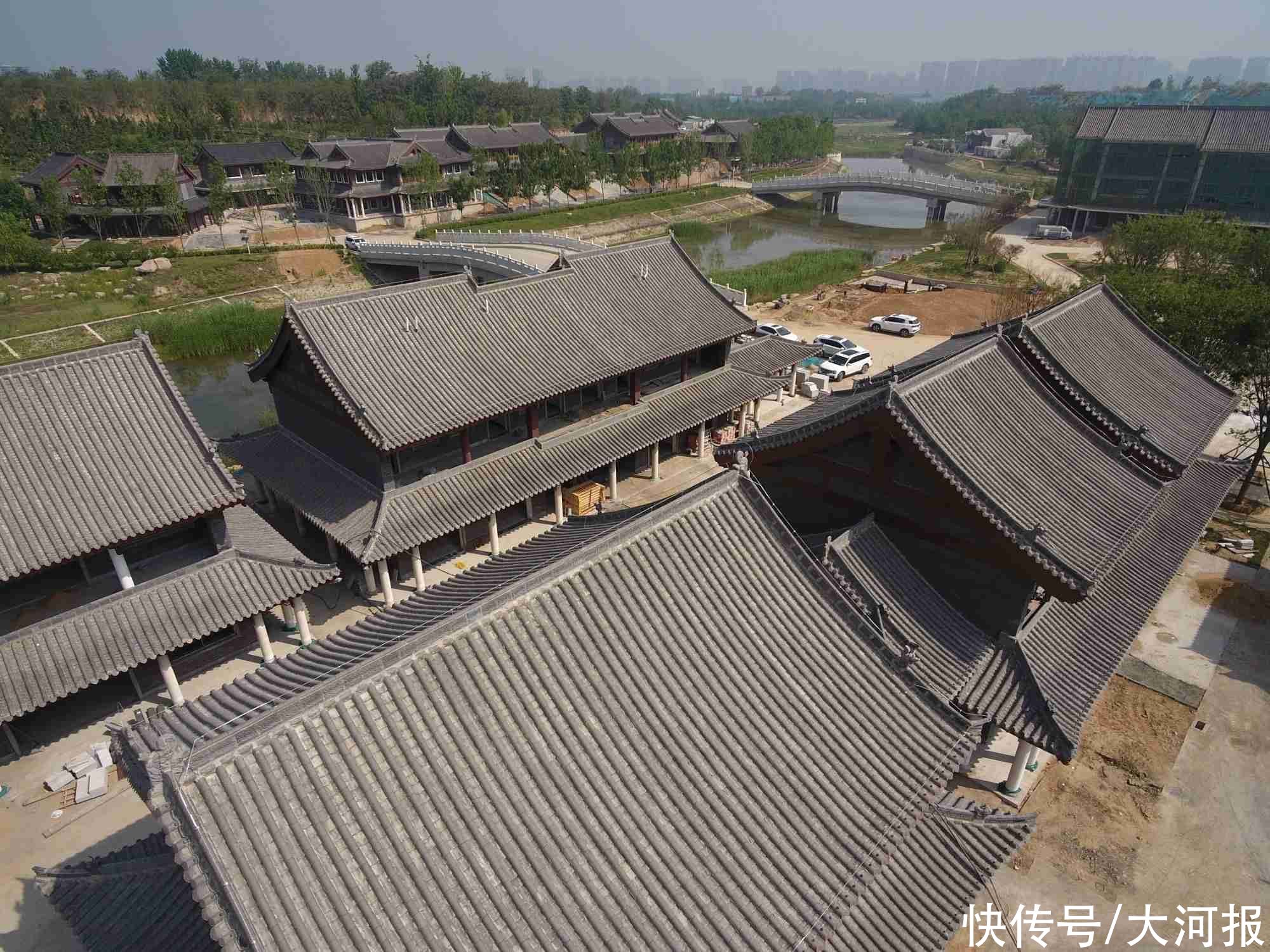 球馆|在贾鲁河里打场球、看场电影、逛个街？贾鲁河里的岛屿成型了