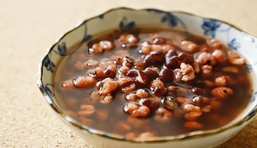 红豆|才知道，原来红豆和赤小豆的区别这么大，之前一直都吃错了