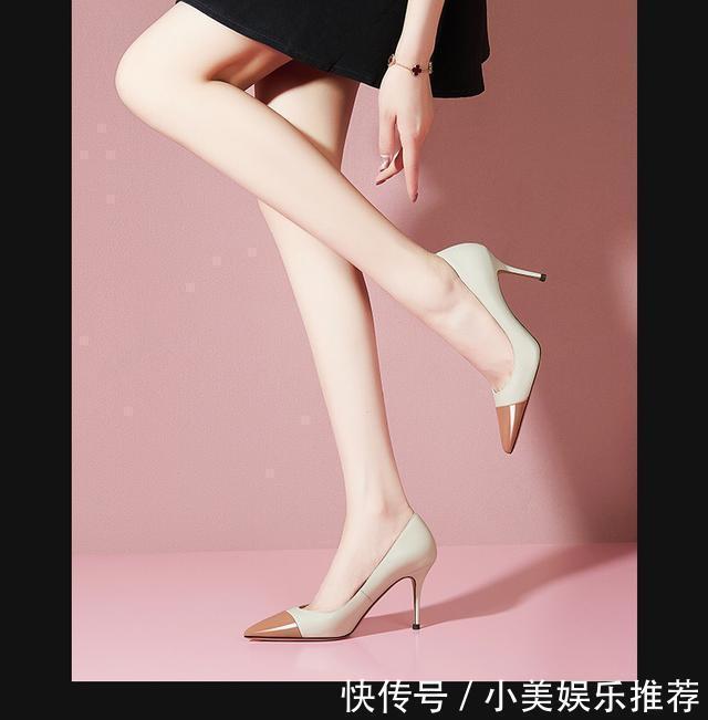 穿上高跟鞋,拥有平底鞋无法给予的气质,曼妙身姿也由此盛放