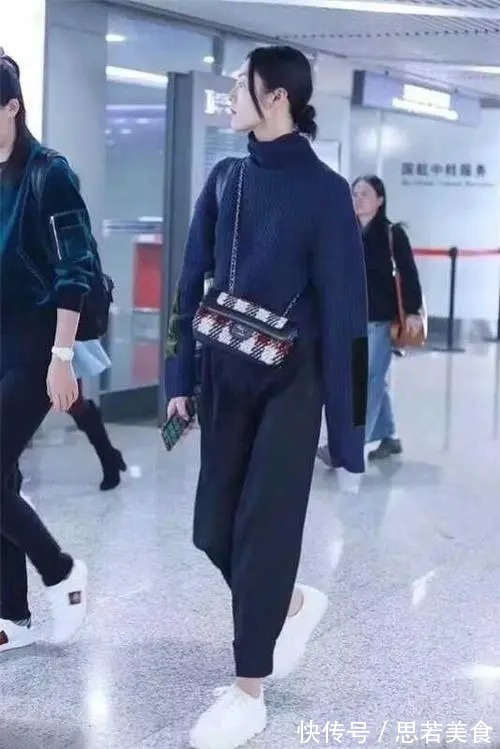 休闲裤 阔腿裤大势已去,今年流行“毛衣+直筒裤”,时髦显瘦,还显腿长