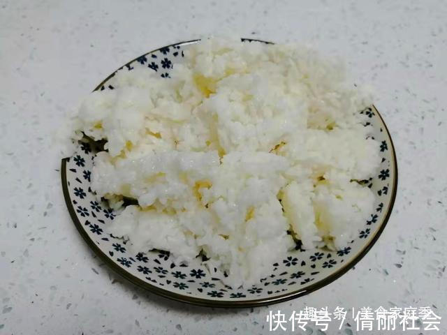家庭版|黄金蛋炒饭家庭版做法，掌握这几步，厨房小白也能做，一点也不难