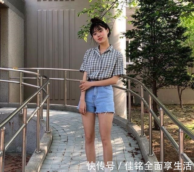 夏季穿搭 小个子女生的夏季穿搭，尽量避开这些雷区，时尚才能离你越来越近！