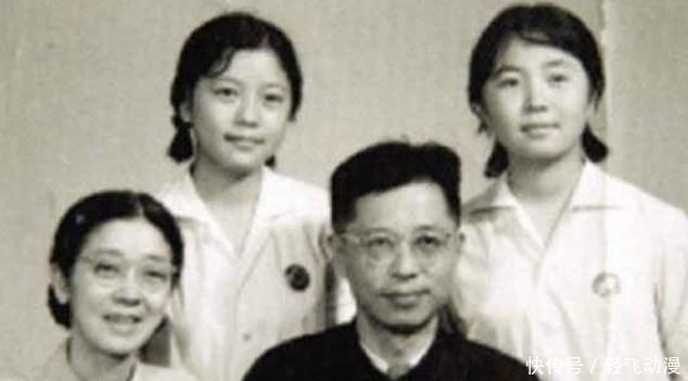 清华|她是清华才女,错爱一人,虚掷一生,只等到他派人送来的葬礼花篮