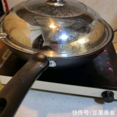 绵白糖|我这样做梅菜扣肉，家人都爱吃