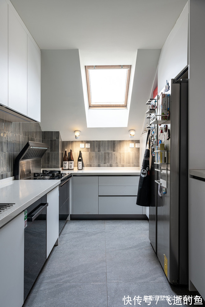 复式|140平米复式现代简约风