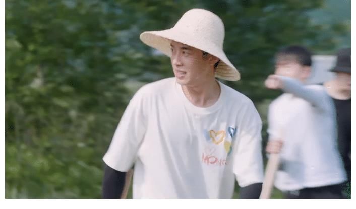 梁靖康|下期《向往5》预告:张子枫“银屏初吻”来做客,可把黄磊气坏了